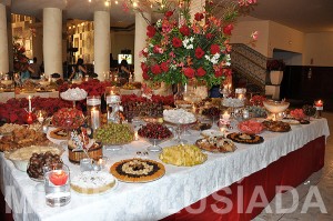 Mesa natalina da Casa de Portugal de São Paulo. Foto/Arquivo Mundo Lusíada