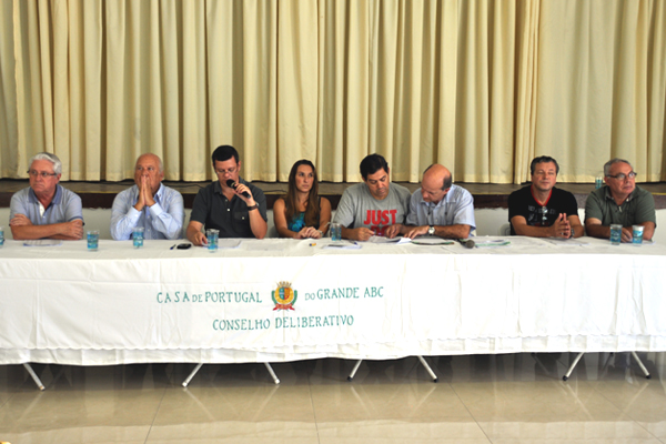 Na reunião do Conselho, o presidente Geraldo Faria Rodrigues com sua vice Cristiane Santos, os ex-presidentes José de Freitas e André Magalhães, João Macedo o último presidente do Conselho, o secretário Péricles, e Carlos Rodrigues, vice-presidente da diretoria executiva.