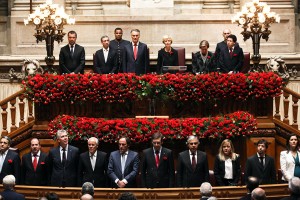 Sessão solene comemorativa dos 39 anos da revolução de Abril, na Assembleia da República, em Lisboa, 25 de abril de 2013. MARIO CRUZ / LUSA