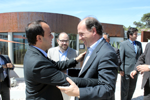 Rodrigo Neves e presidente da Camara de Cascais Carlos Carreiras e seu vice Miguel Luz.