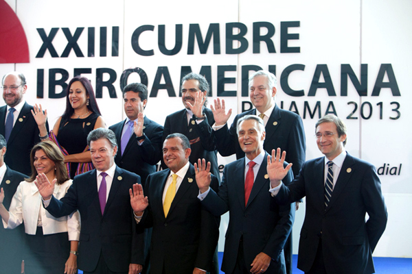 Presidente português e Primeiro-Ministro fizeram intervenções na Primeira Sessão Plenária da Cimeira Ibero-Americana