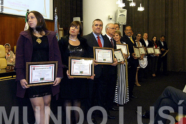 Alguns dos homenageados da noite na Câmara Municipal de SP. Foto: Gabriel Lopes/Portugal das Caravelas