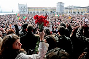 Protesto_CravosVermelhos