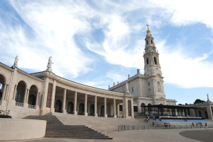 Santuário de Fátima em Portugal. Foto Mundo Lusíada