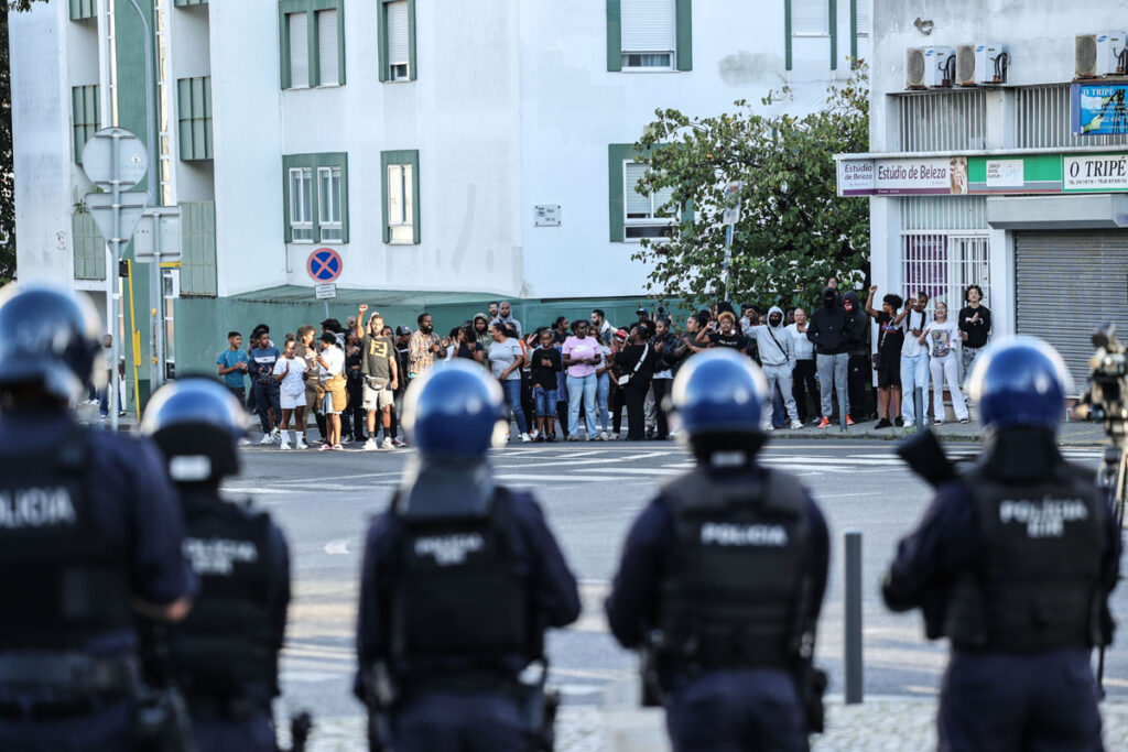 Manifestação em Lisboa vai exigir justiça pela morte de imigrante, o Chega manifesta \”em defesa da polícia\”